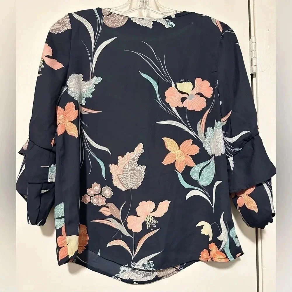 Monteau navy blue floral blouse size L - Picture 5 of 6